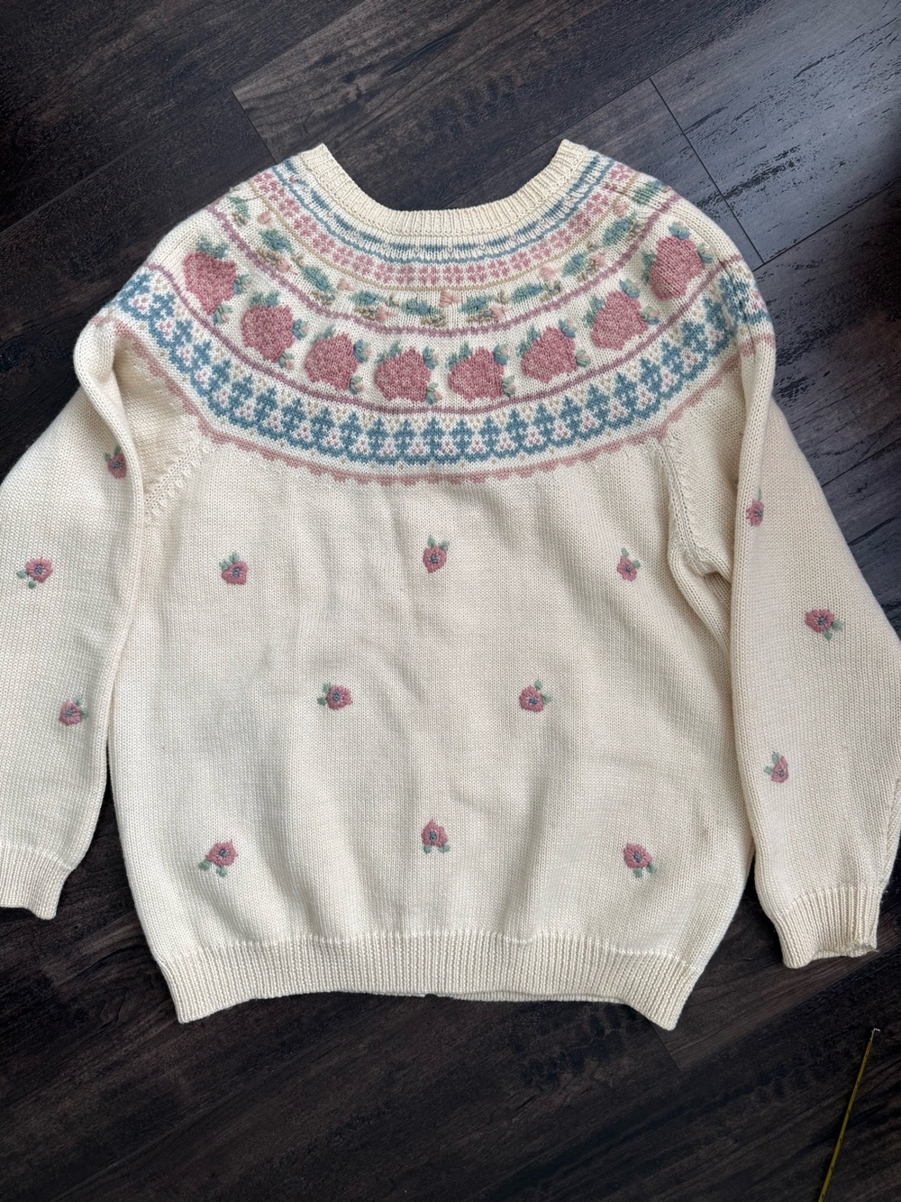Vintage Charter Club 100% Wool Rose Fair Isle Cardigan Floral Sweater L - Picture 9 of 12